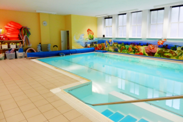 leipzig-lernt-schwimmen_hg_wasserbecken_1_b55_babyschwimmen_kinderschwimmen_connewitz_lindenau_lausen_miltitz_markranstaedt_gruenau_gohlis__900x600